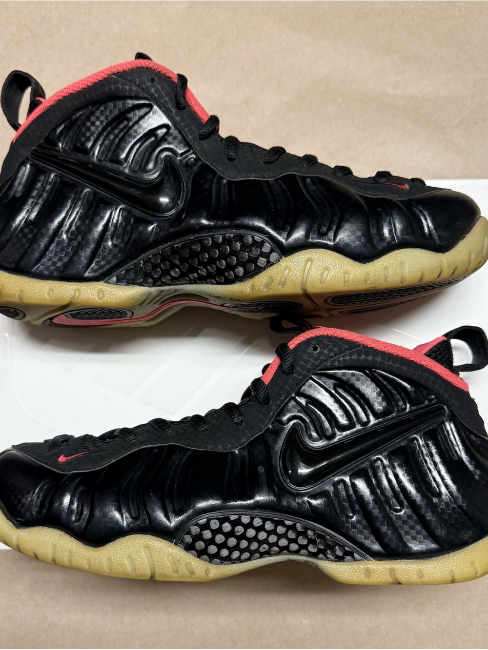 Nike Air Foamposite Pro Premium Yeezy Mens size 9 Basketball Shoes Rare!